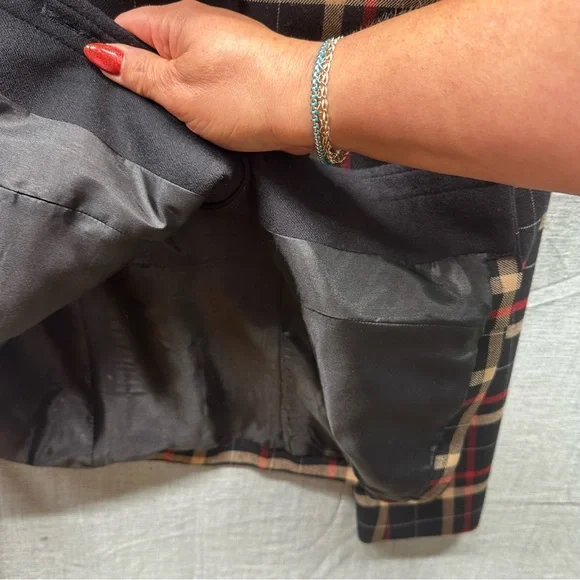 Vintage Pendleton 100’/, Wool Plaid Blazer Jacket 6 Petite Red Tan Black Tartan - Picture 12 of 12